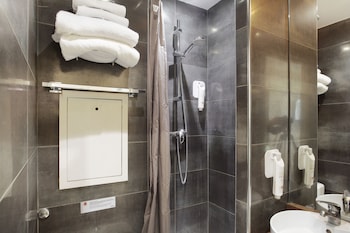 hotel apolonia paris mouffetard sure hotel collection by bw