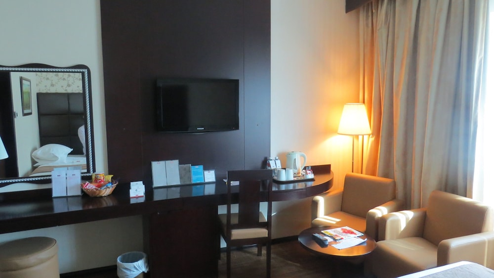 the park hotel formerly al jawhara gardens