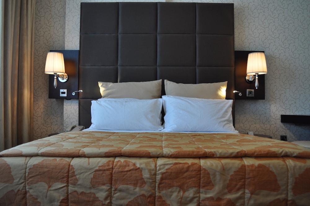the park hotel formerly al jawhara gardens