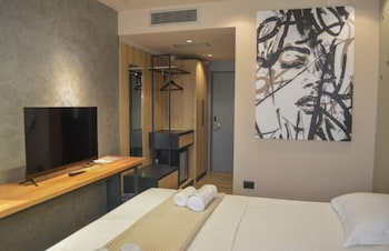 azura hotel