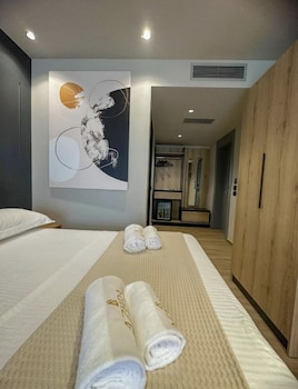 azura hotel