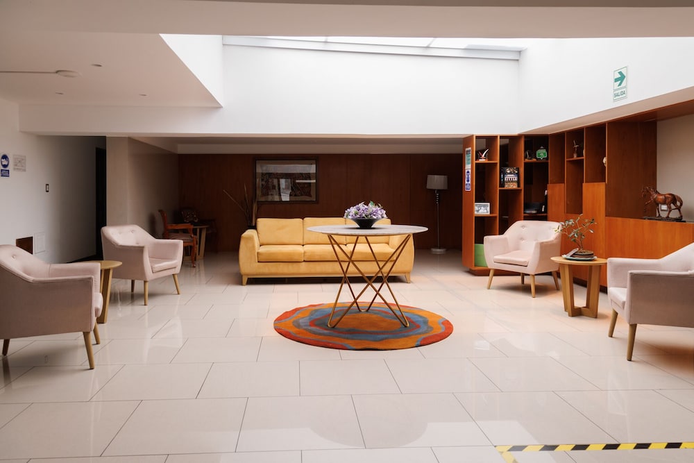 daniels apart hotel