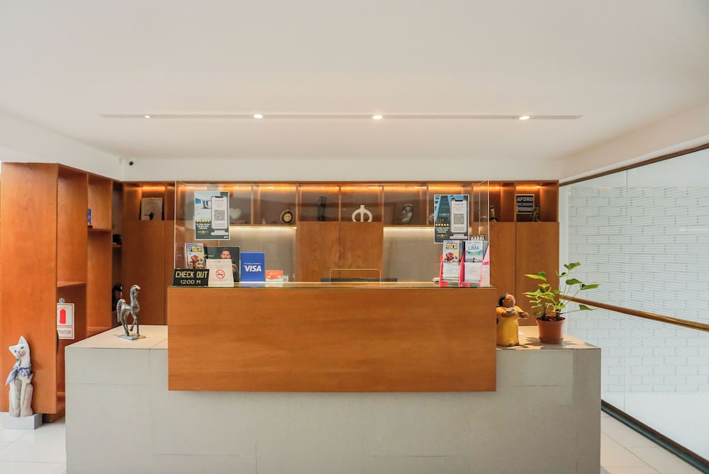daniels apart hotel