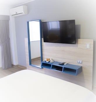 daniels apart hotel