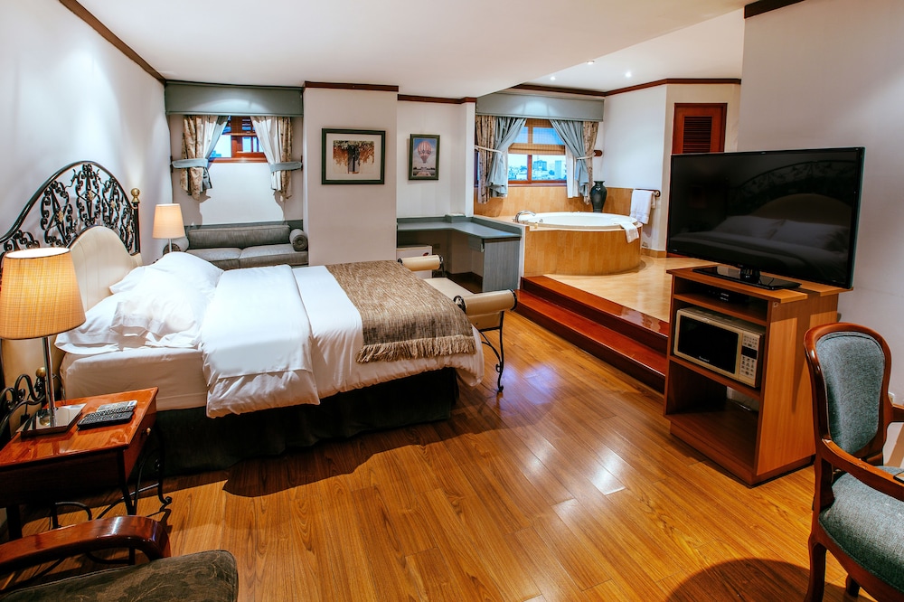 daniels apart hotel