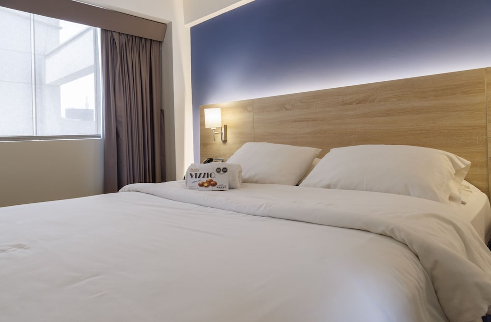 daniels apart hotel