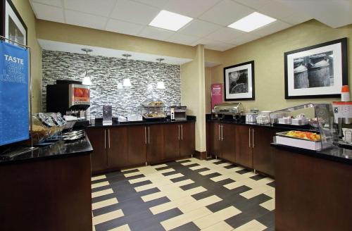 hampton inn ashtabula