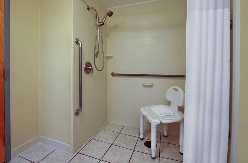 hampton inn ashtabula