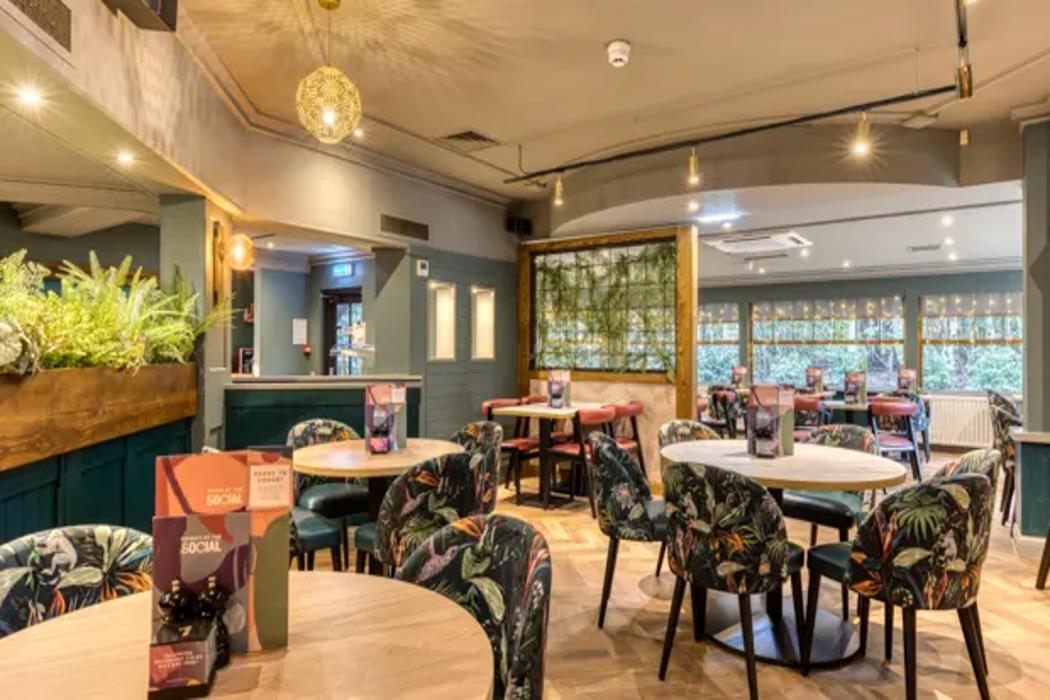 premier inn glasgow airport