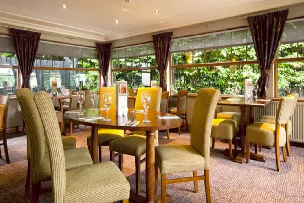 Premier Inn Glasgow Airport,Glasgow>>Clydebank,3 star