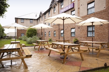 premier inn glasgow airport