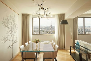 hyatt regency paris etoile