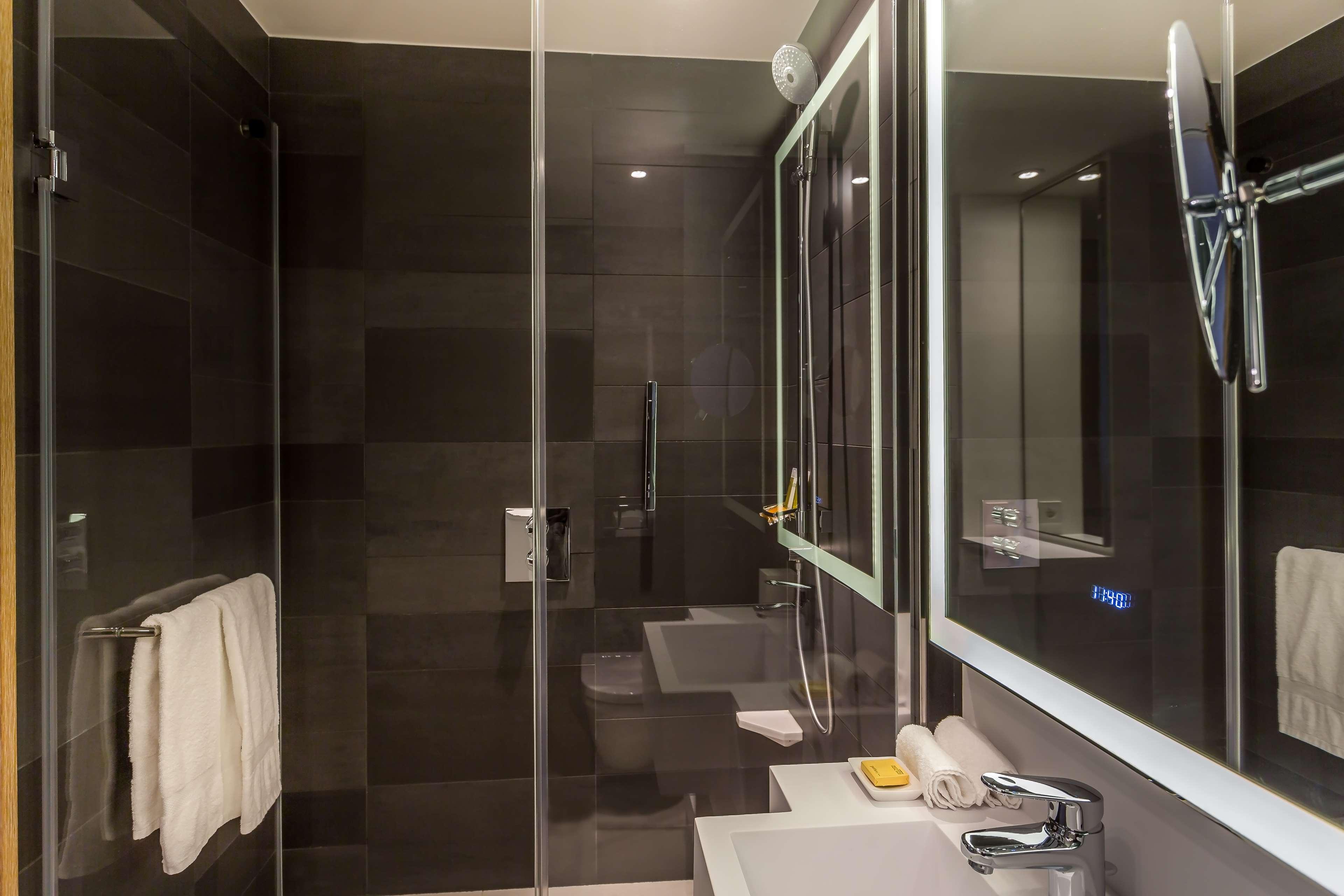 hyatt regency paris etoile