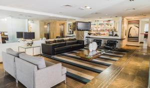 phenicia bittar hotel