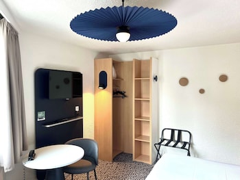 hotel ibis paris brancion parc des expositions 15eme adults only