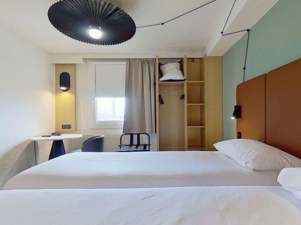 hotel ibis paris brancion parc des expositions 15eme adults only