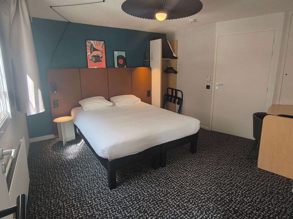 hotel ibis paris brancion parc des expositions 15eme adults only