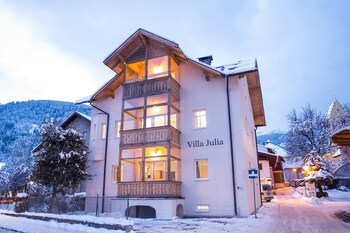 lake view suites villa julia penthouse suite