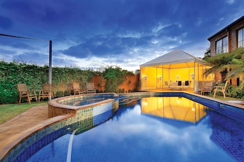 buckingham apartment