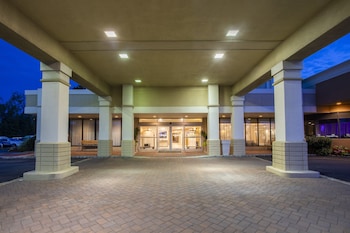 holiday inn and suites parsippany fairfield by ihg