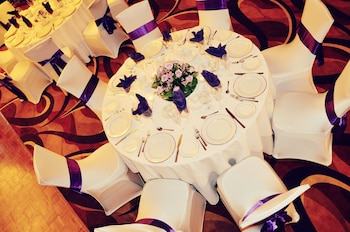 holiday inn and suites parsippany fairfield by ihg