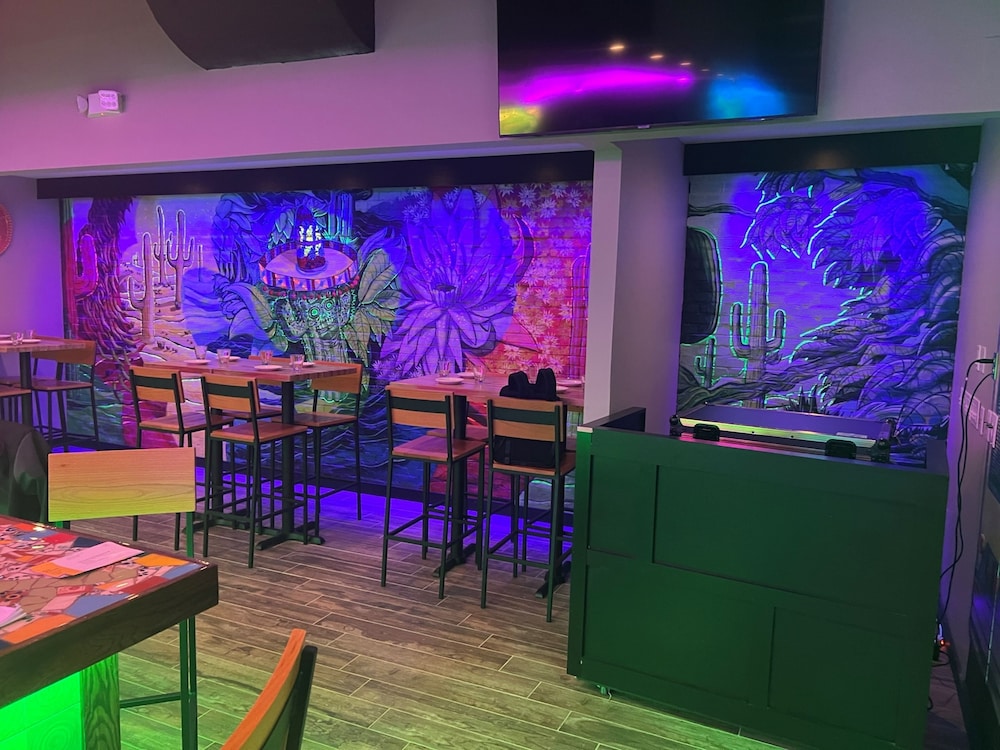 holiday inn and suites parsippany fairfield by ihg