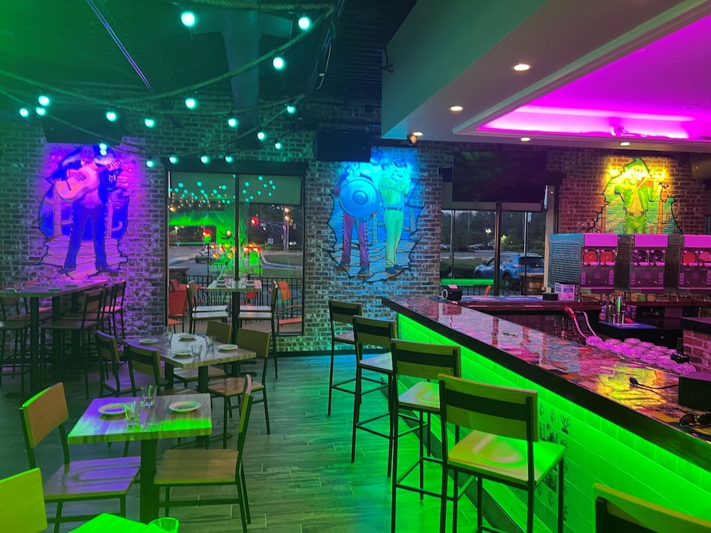 holiday inn and suites parsippany fairfield by ihg