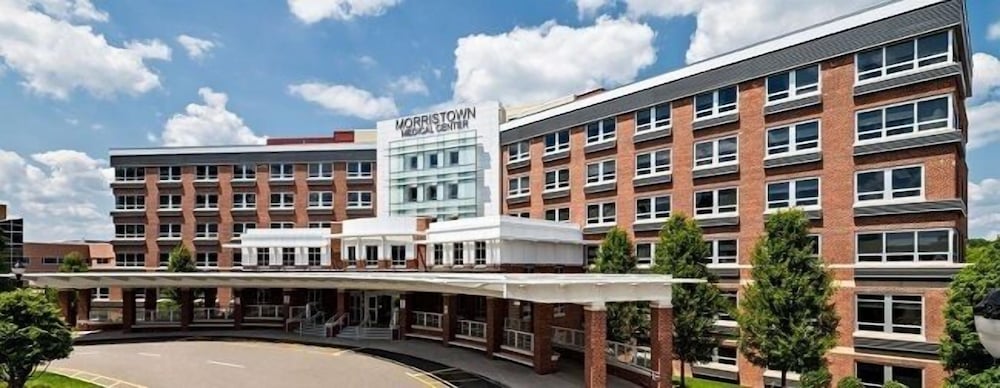holiday inn and suites parsippany fairfield by ihg