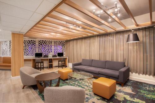 holiday inn and suites parsippany fairfield by ihg