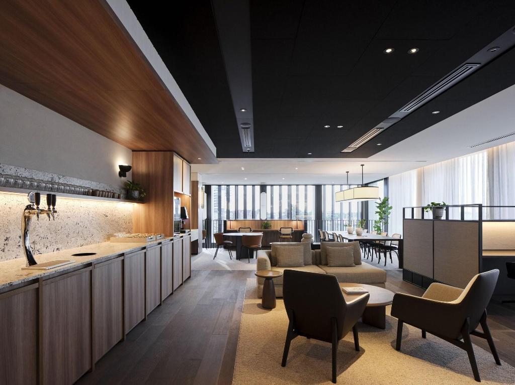 little national hotel newcastle