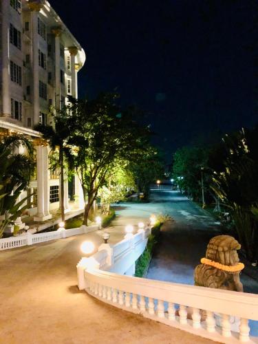 hermitage hotel and resort