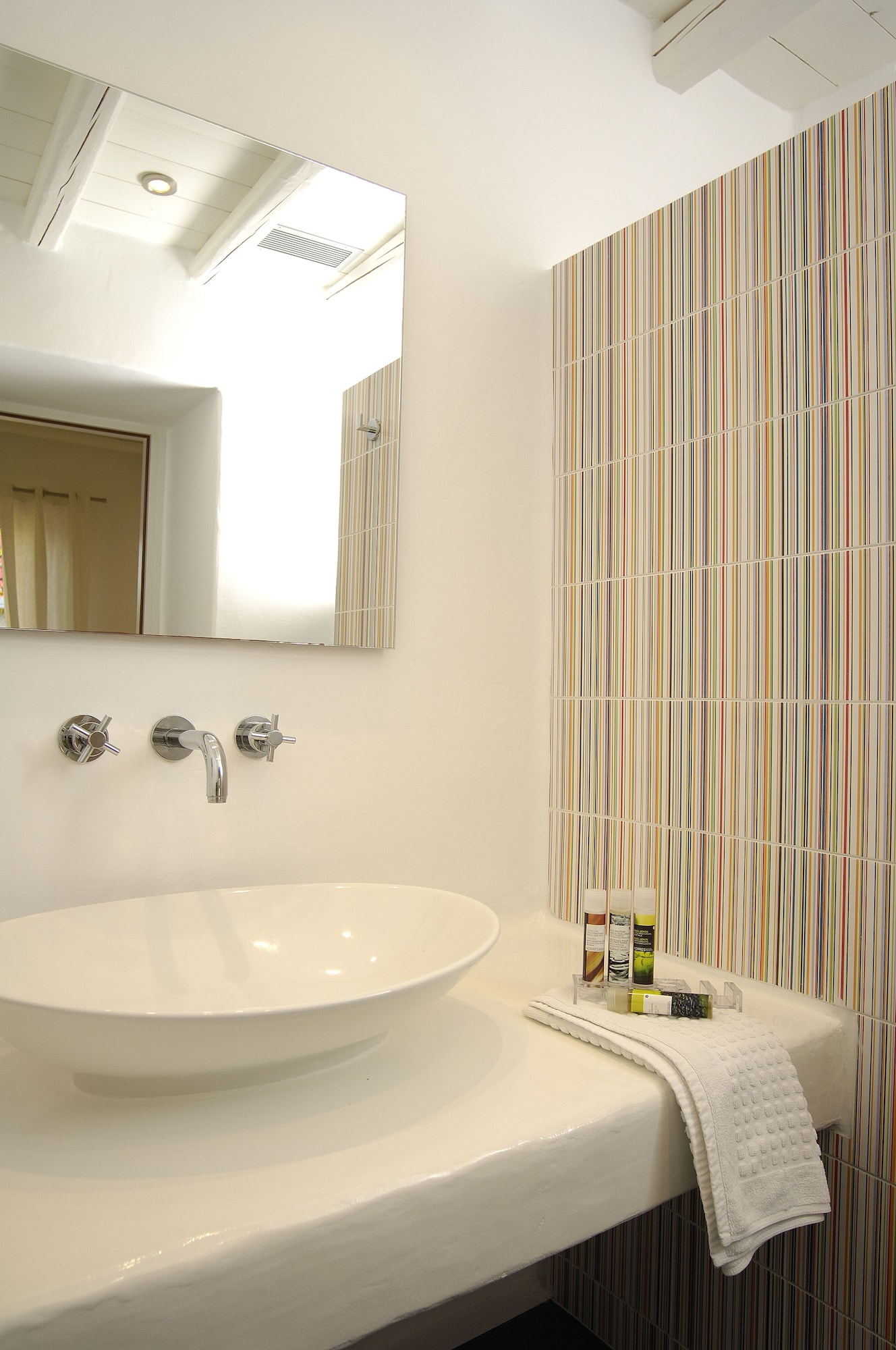 kapetan tasos suites