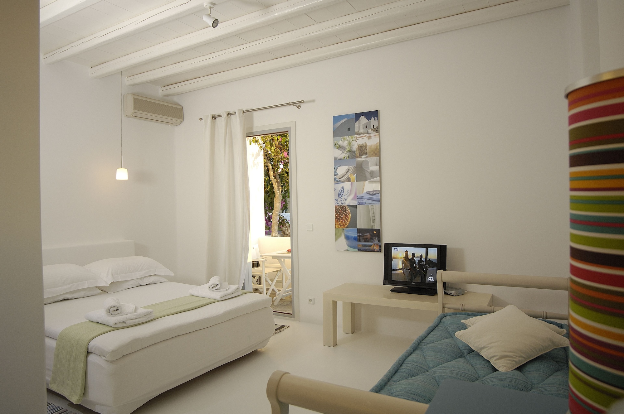 kapetan tasos suites