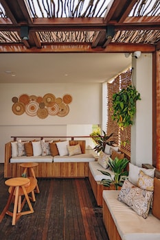 vila mistral