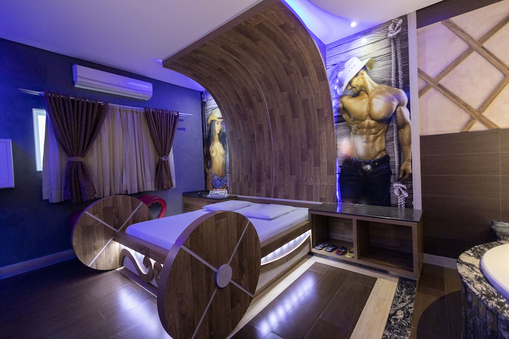 troia motel