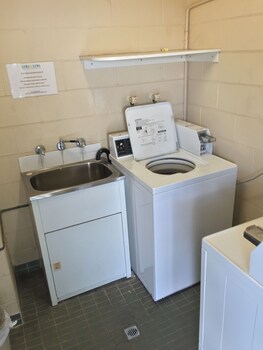 Luma Luma Holiday Apartments,Darwin>>Alice Springs,4 star