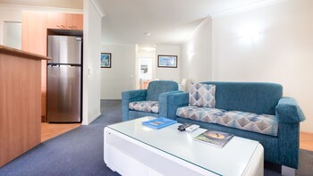 burleigh on the beach holiday apartments