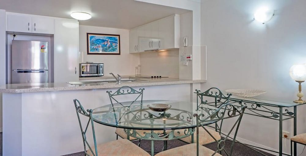 burleigh on the beach holiday apartments
