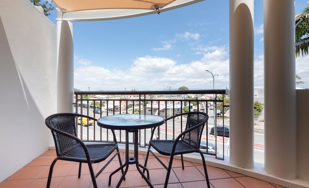 burleigh on the beach holiday apartments