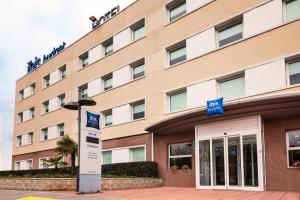 ibis budget barcelona sant andreu de la barca