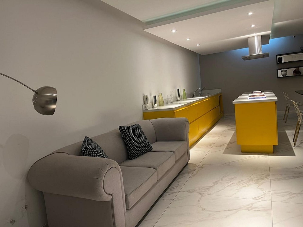 elegance suites carvalho