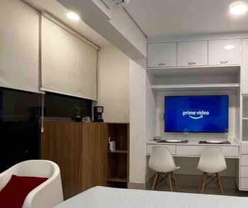 studio comfort ao lado do metro moema