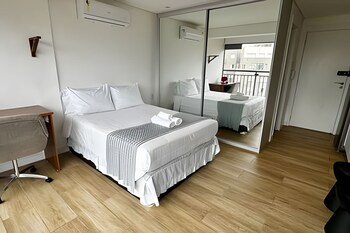 studio comfort ao lado do metro moema