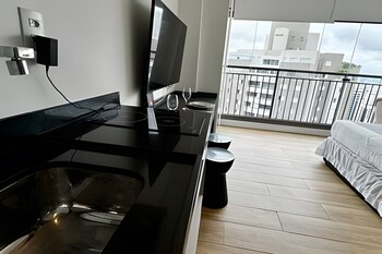 studio comfort ao lado do metro moema