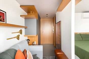 studio comfort ao lado do metro moema