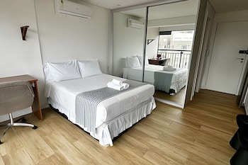 studio comfort ao lado do metro moema