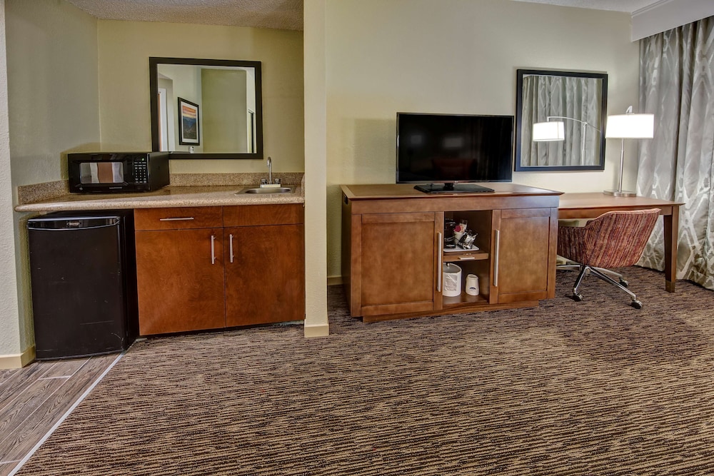 hampton inn by hilton concord kannapolis