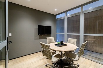 haus mitre