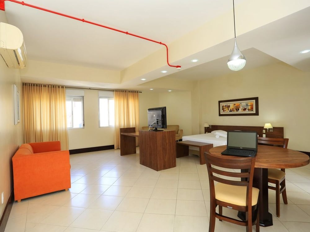 evora hotel