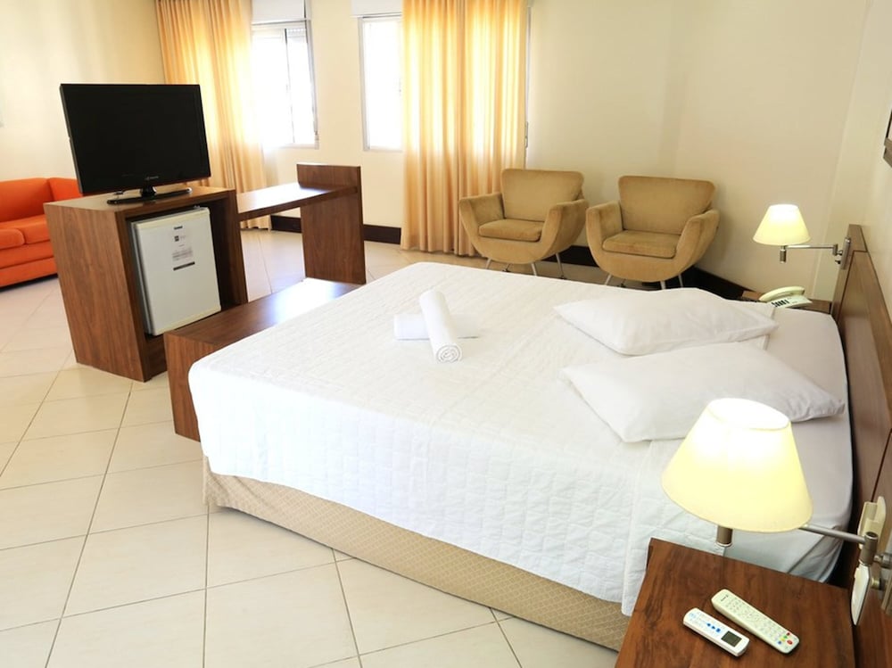 evora hotel